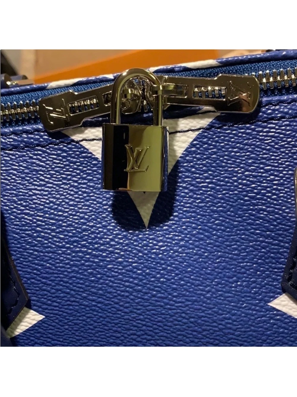 Limited Edition Rare LV Escale Speedy Bandoulière 30 in Blue